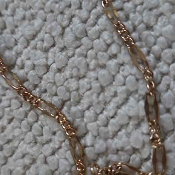 Gold Envelope Purse Necklace - Picture 9 of 10
